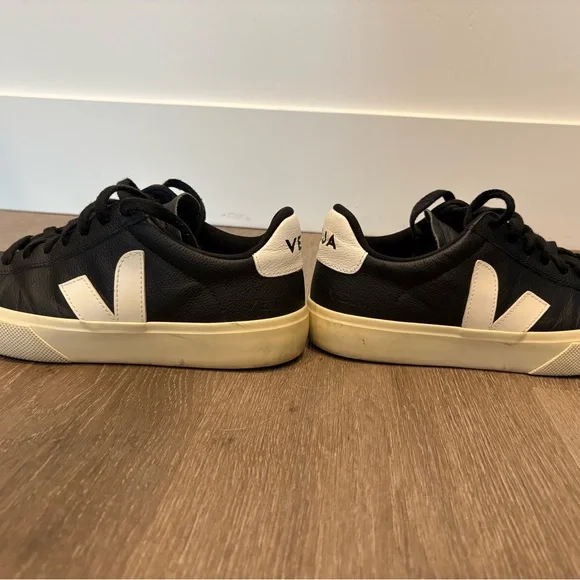 Veja Black and Cream Campo sneakers - Picture 5 of 7